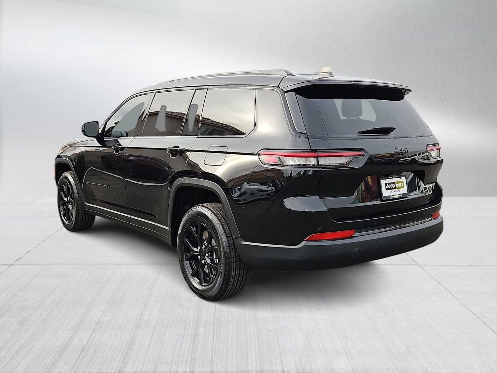 Thumbnail: 2025 Jeep Grand Cherokee L - 6