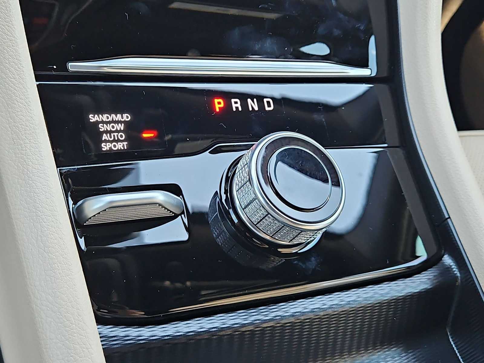 Thumbnail: 2026 Jeep Grand Cherokee L - 32