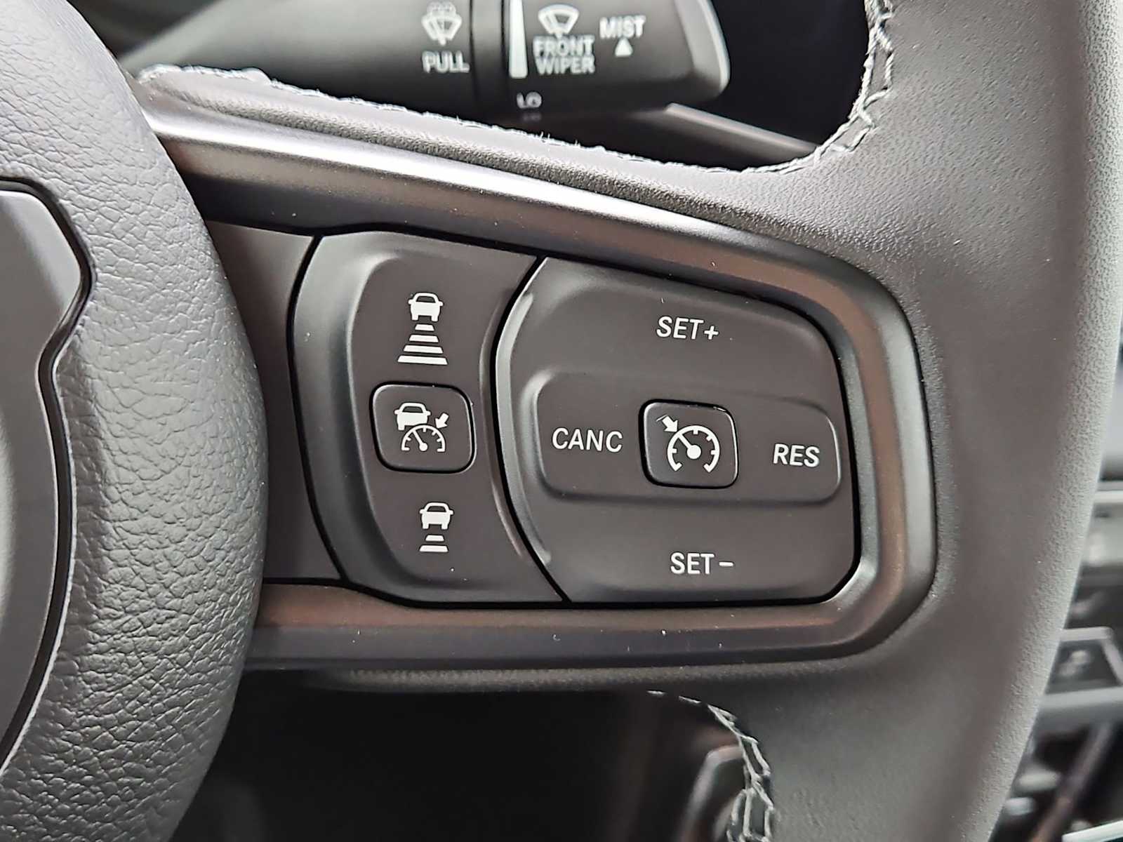 Thumbnail: 2026 Jeep Gladiator - 23