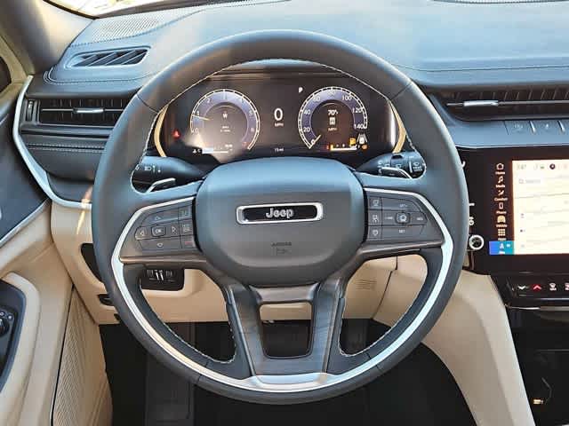 Thumbnail: 2026 Jeep Grand Cherokee - 24