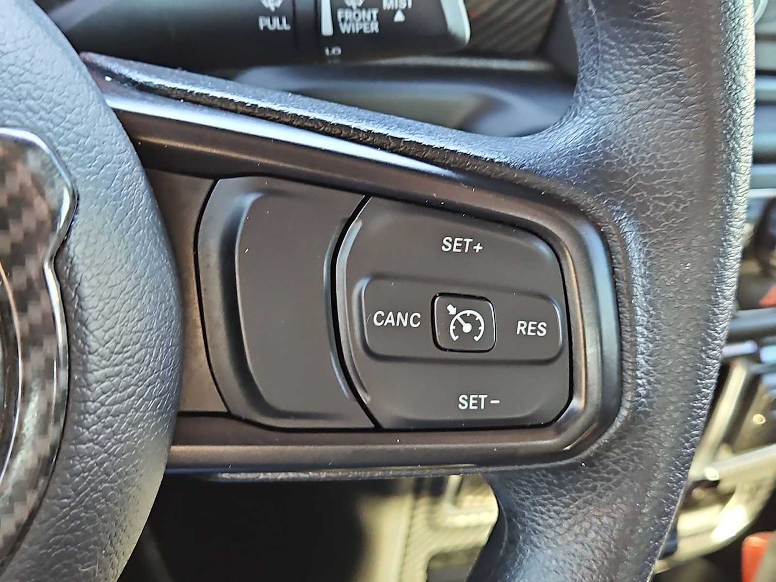 Thumbnail: 2020 Jeep Gladiator - 23