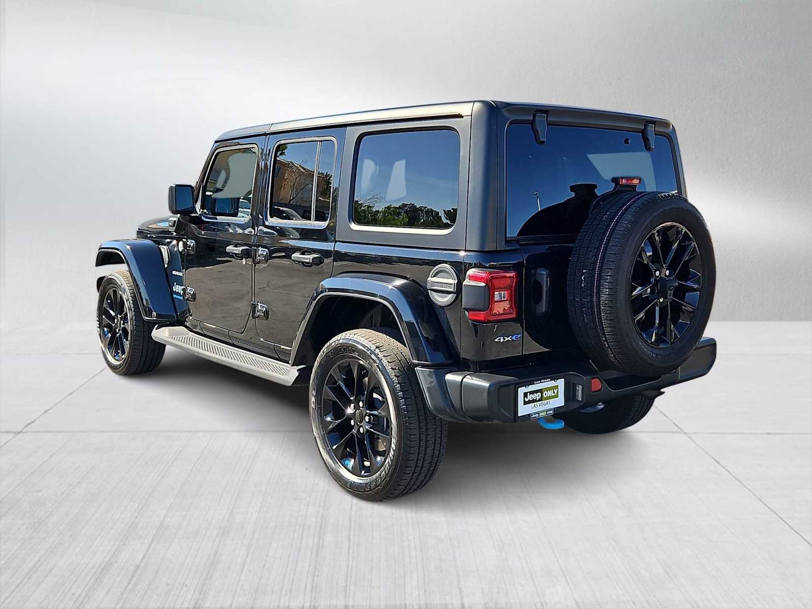 Thumbnail: 2023 Jeep Wrangler - 6