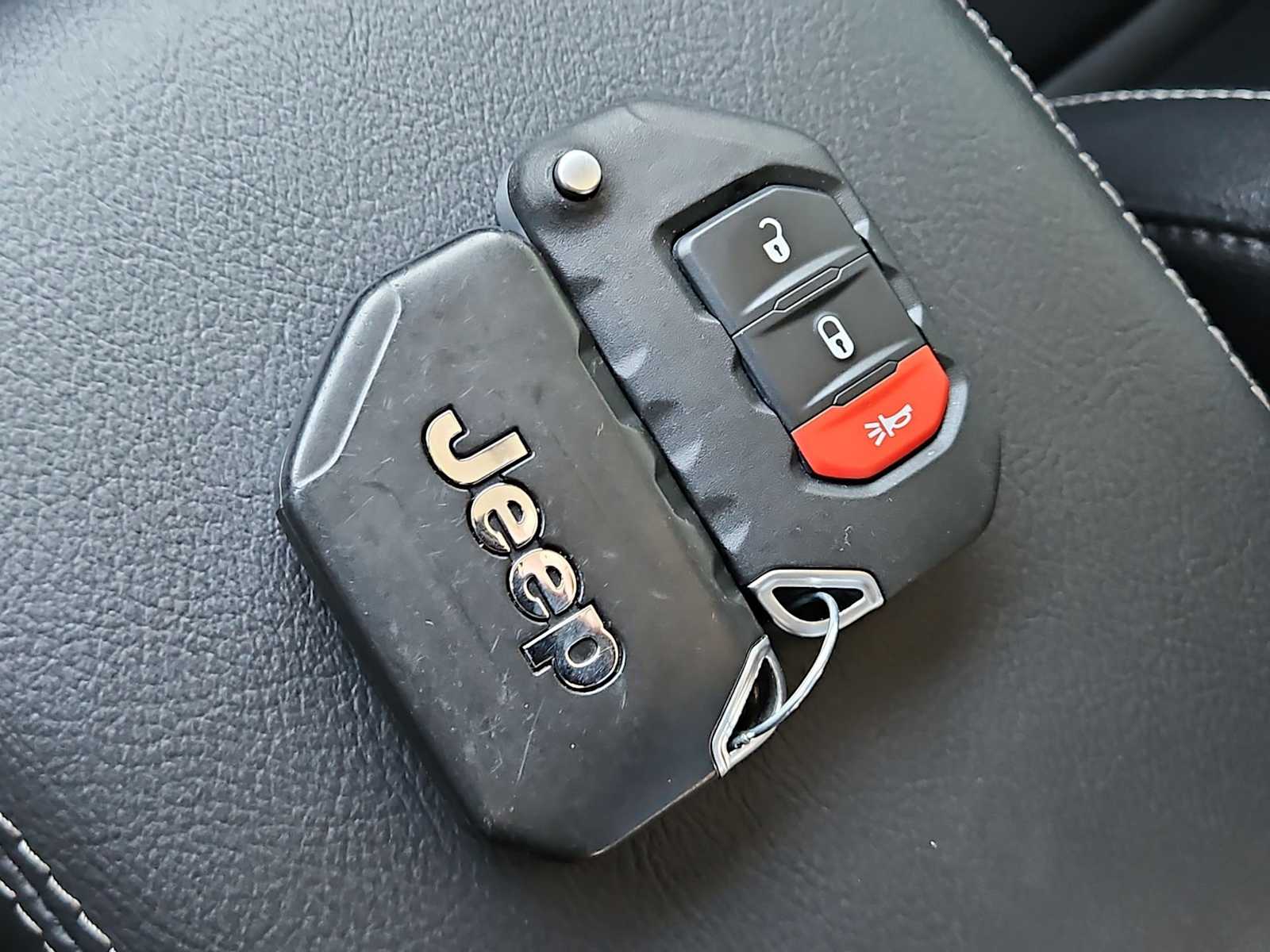 Thumbnail: 2023 Jeep Wrangler - 34