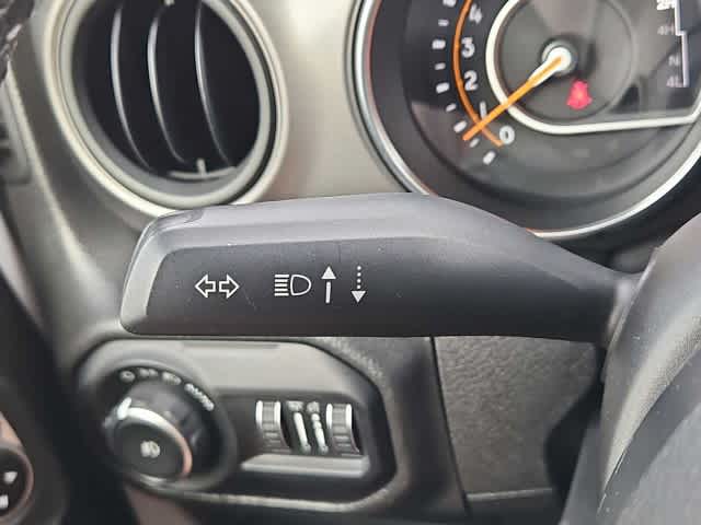 Thumbnail: 2021 Jeep Wrangler - 25