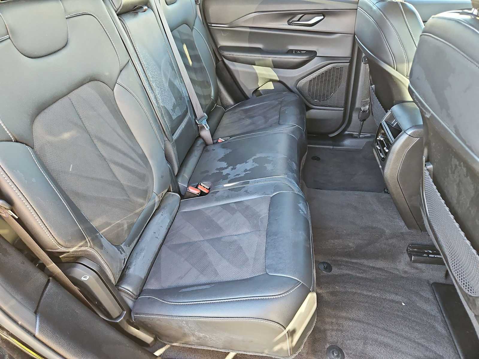 Thumbnail: 2024 Jeep Grand Cherokee - 20