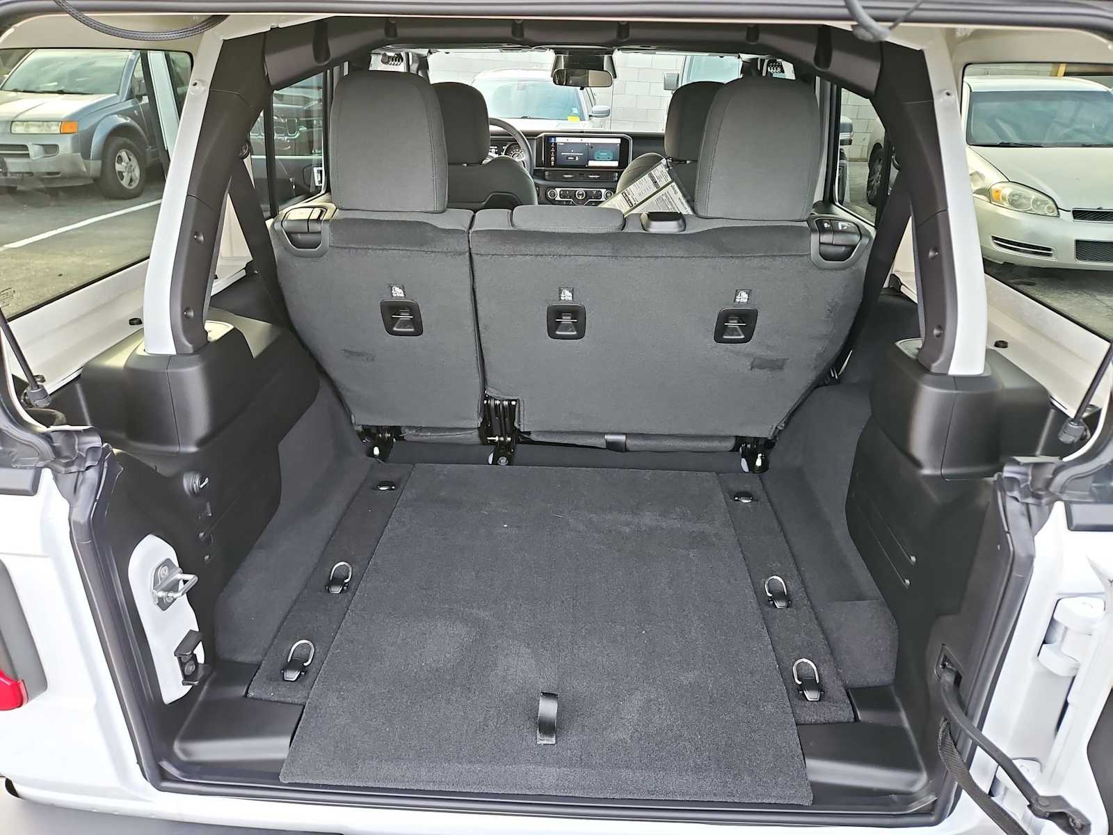 Thumbnail: 2026 Jeep Wrangler - 31