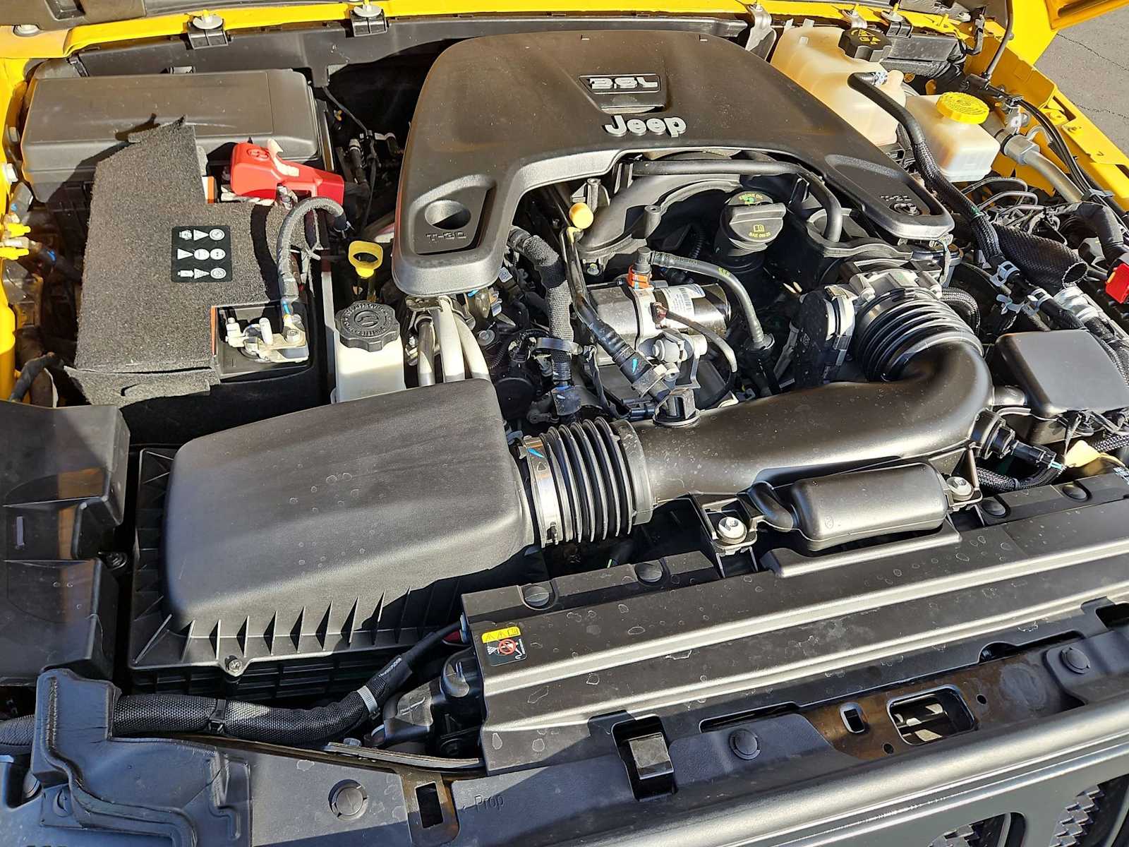 Thumbnail: 2021 Jeep Wrangler - 14