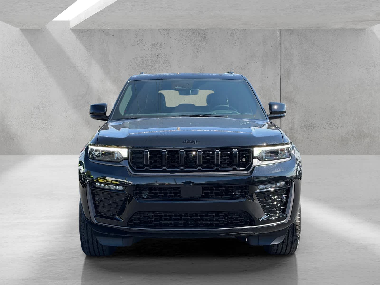 Thumbnail: 2026 Jeep Grand Cherokee - 8