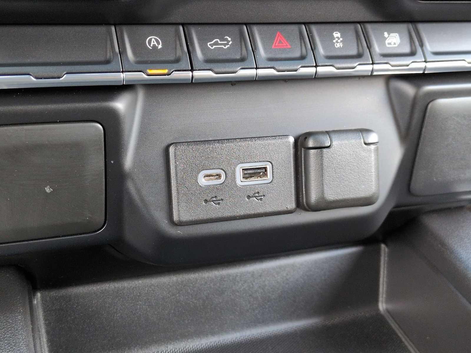 Thumbnail: 2021 Chevrolet Silverado 1500 - 29