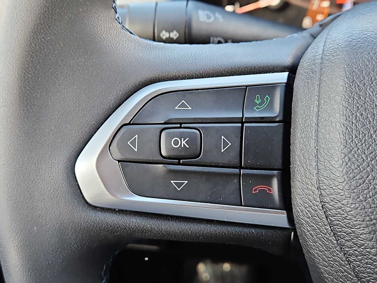 Thumbnail: 2022 Jeep Compass - 23