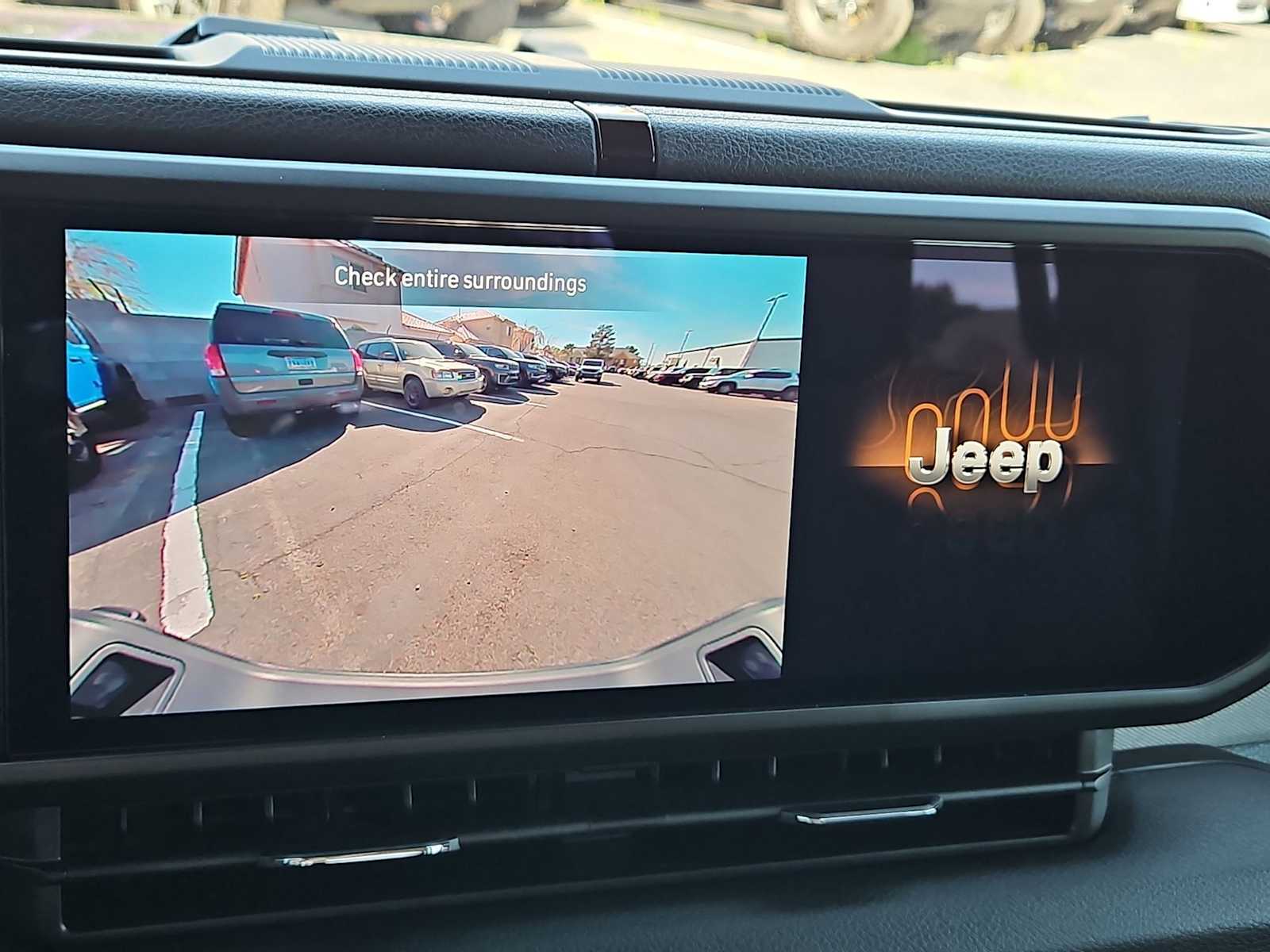 Thumbnail: 2026 Jeep Gladiator - 27