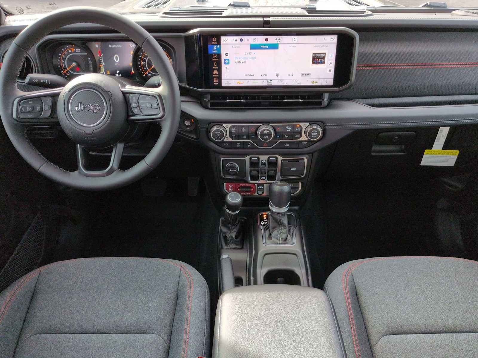 Thumbnail: 2026 Jeep Gladiator - 16