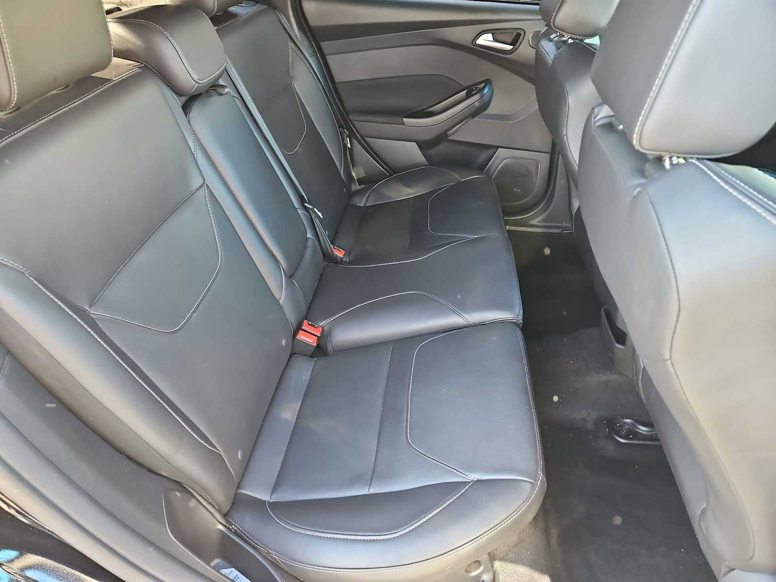 Thumbnail: 2017 Ford Focus - 22