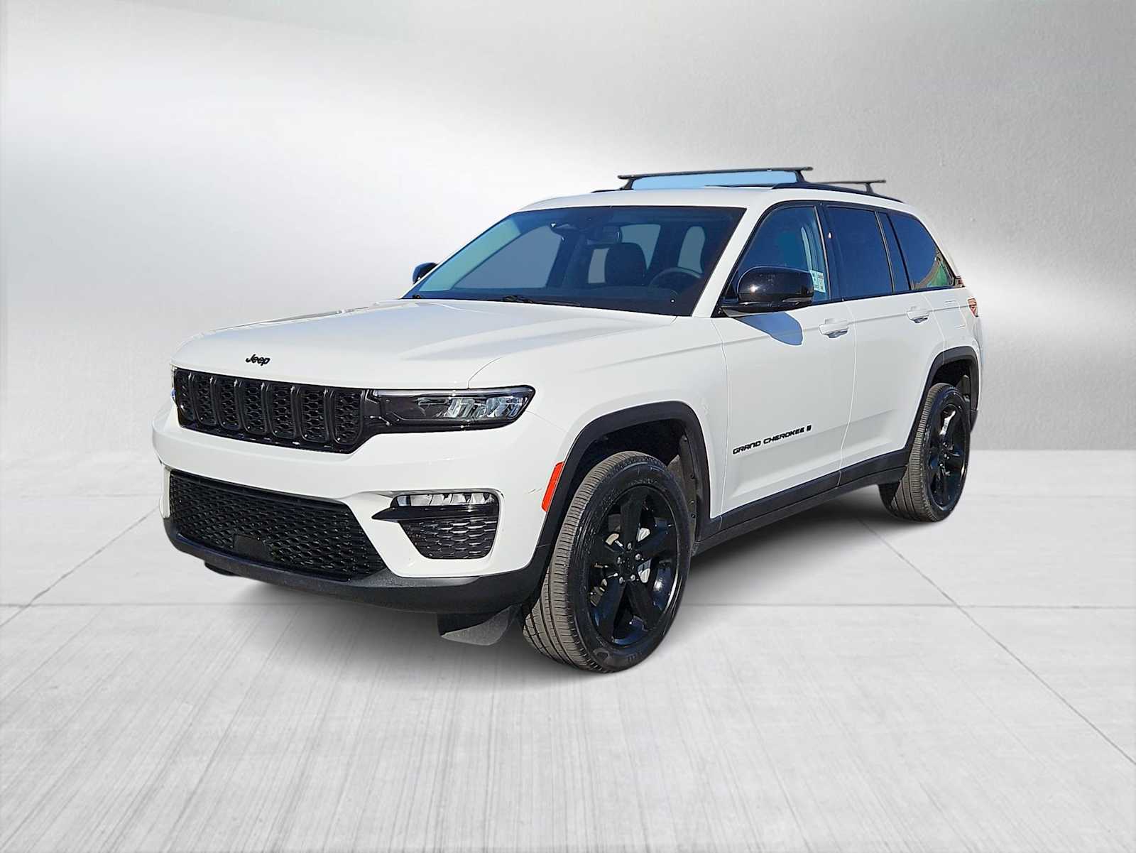Thumbnail: 2023 Jeep Grand Cherokee - 4