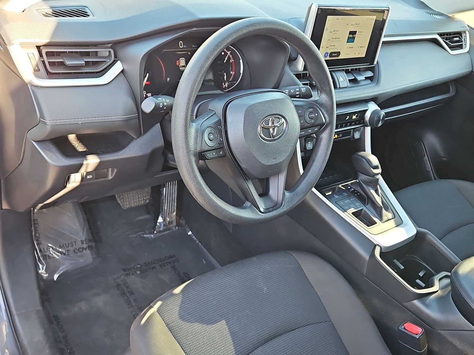 Thumbnail: 2024 Toyota RAV4 - 10