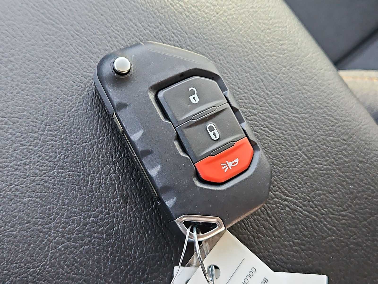 Thumbnail: 2026 Jeep Gladiator - 32