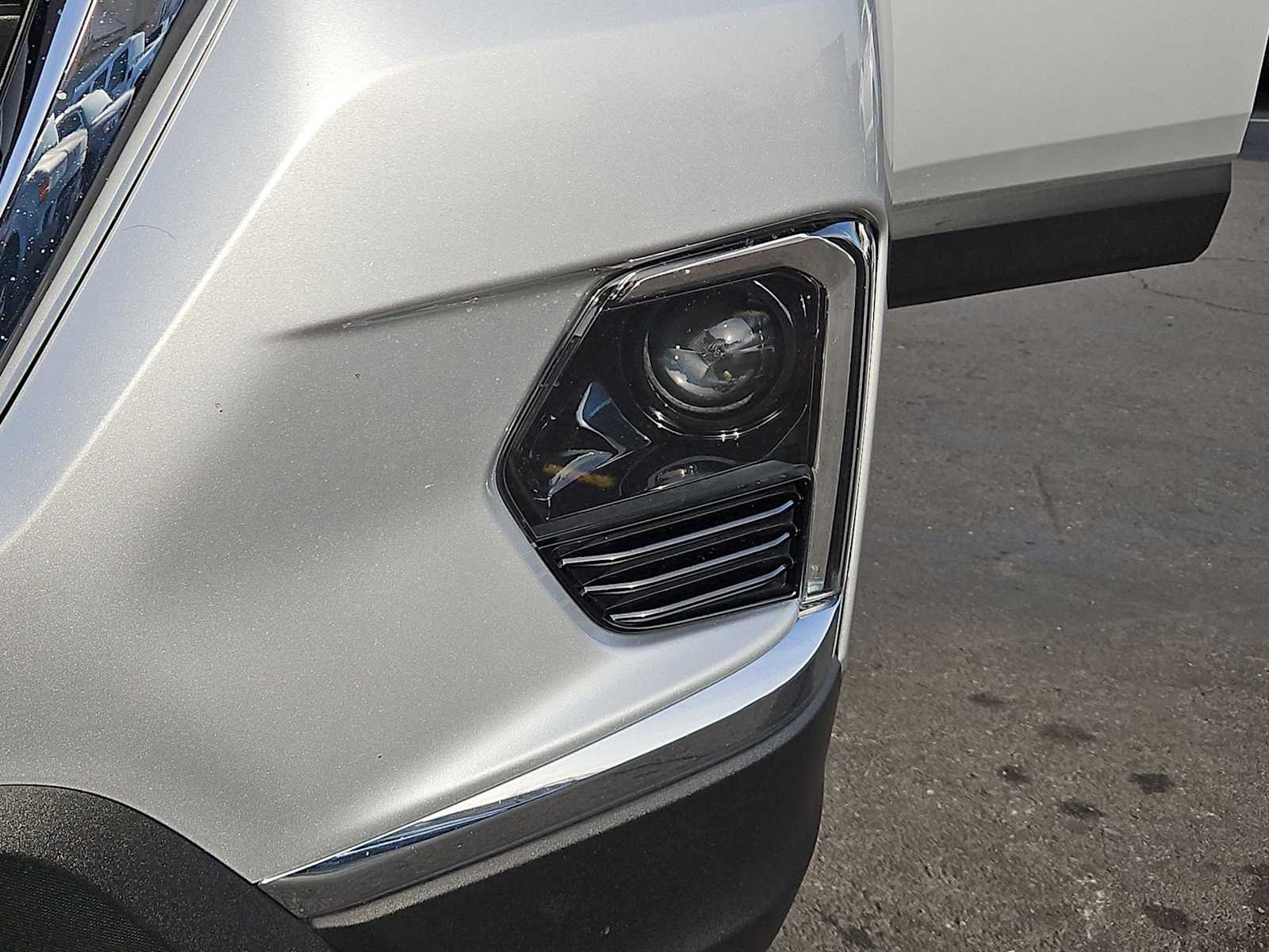 Thumbnail: 2022 Chevrolet Traverse - 11