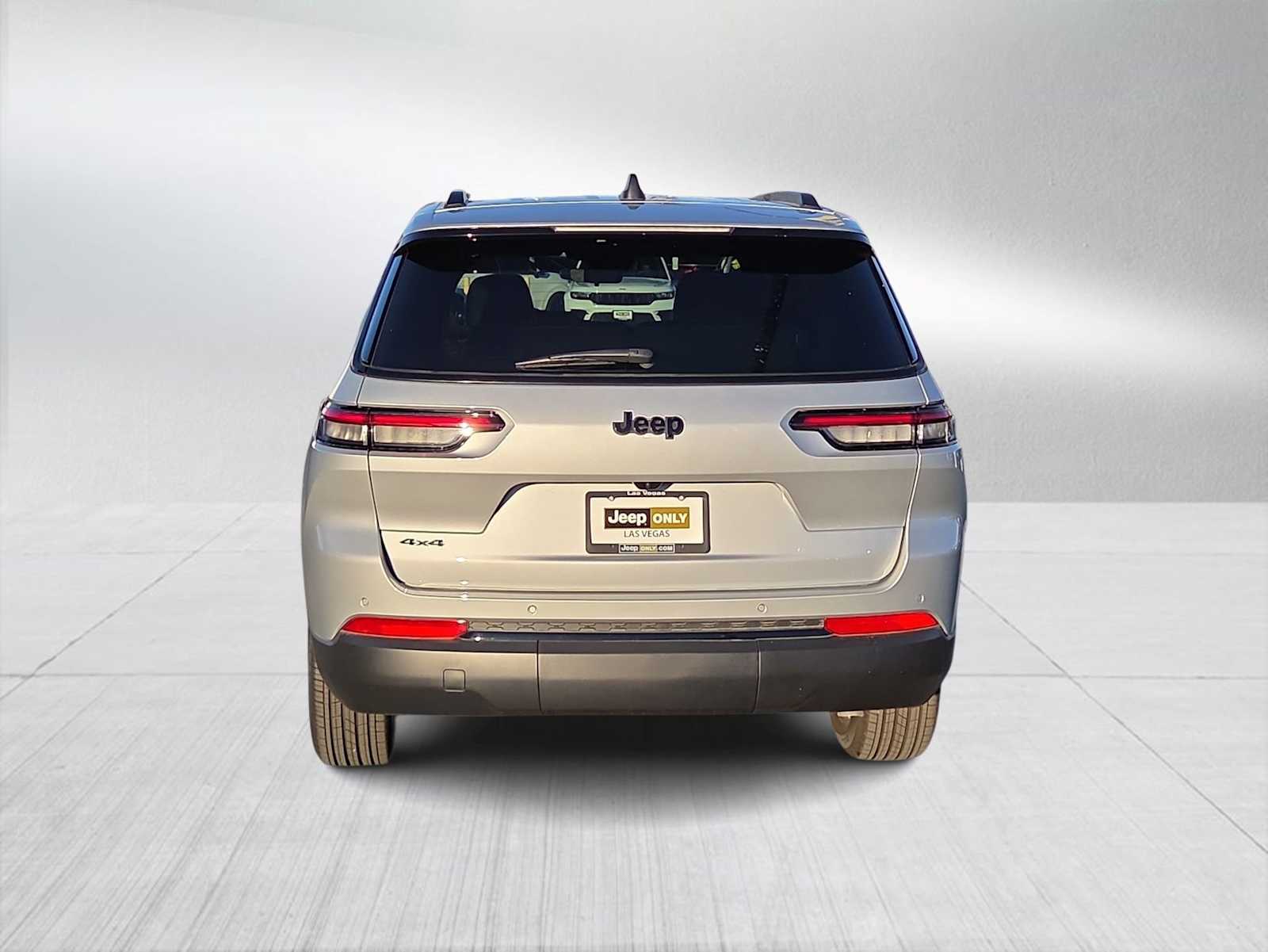 Thumbnail: 2025 Jeep Grand Cherokee L - 6