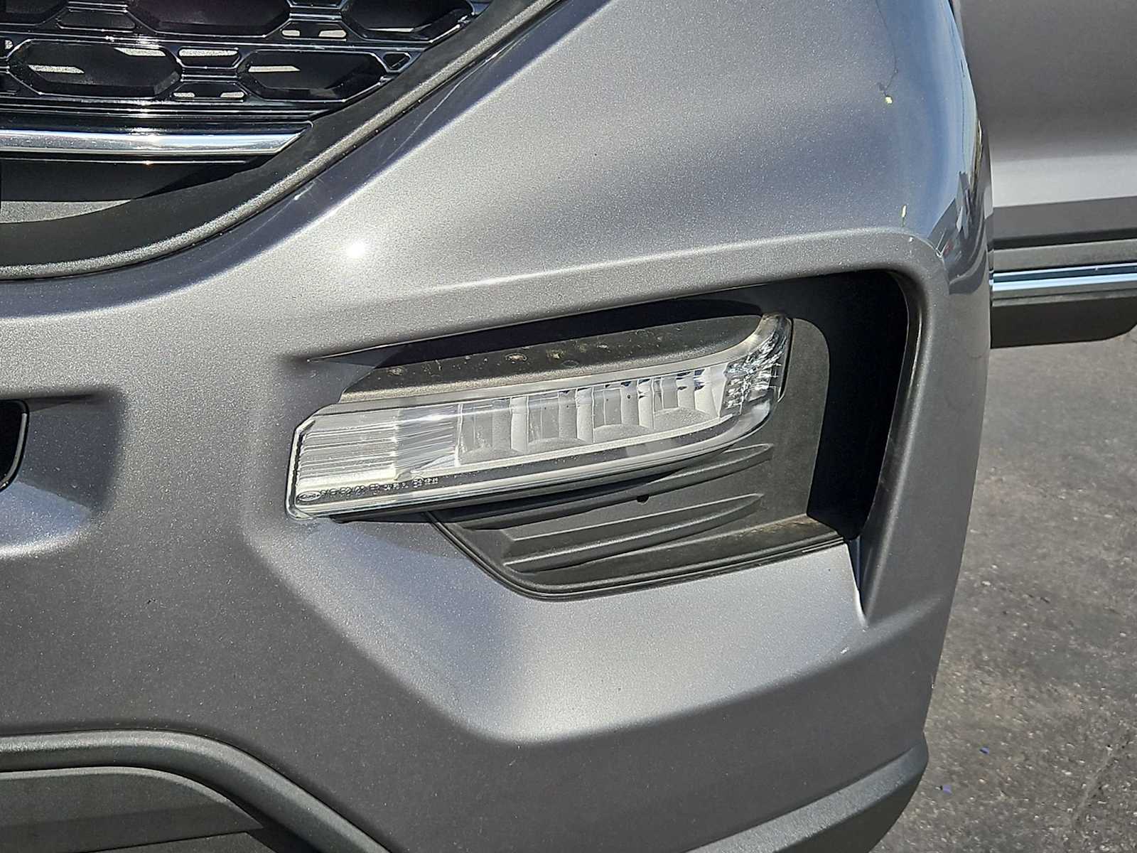 Thumbnail: 2021 Ford Explorer - 21