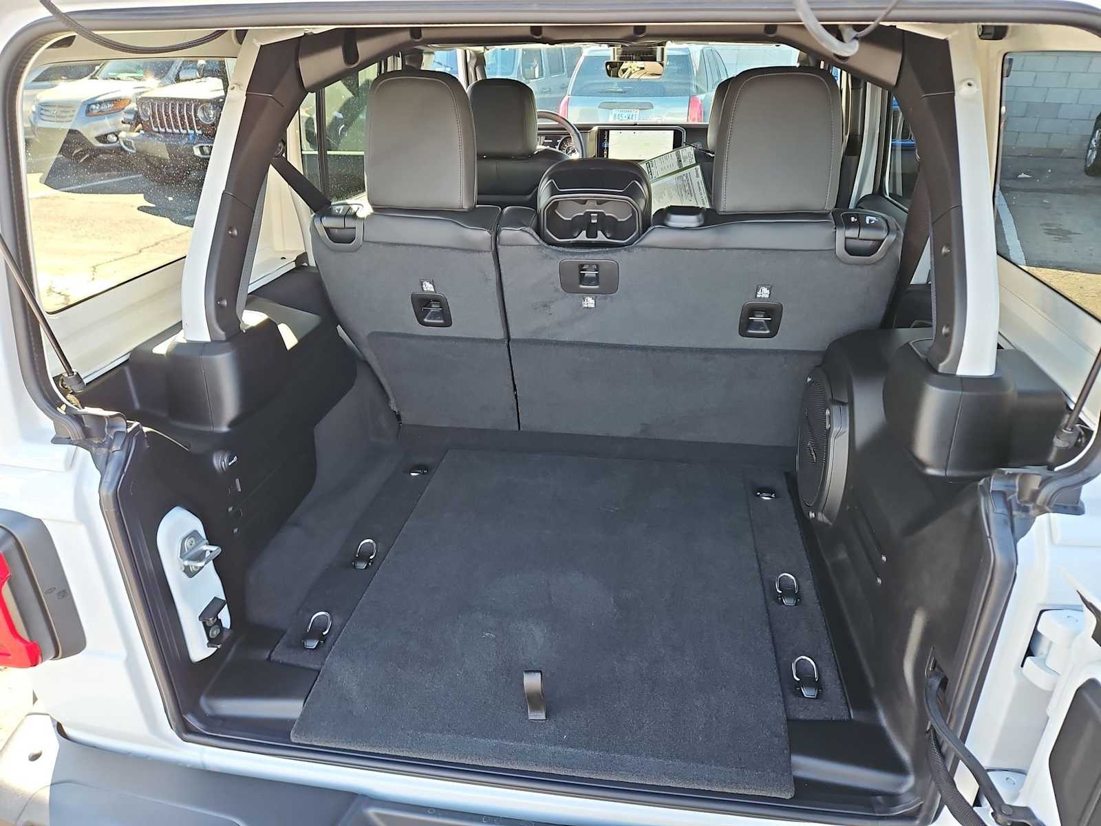 Thumbnail: 2026 Jeep Wrangler - 34