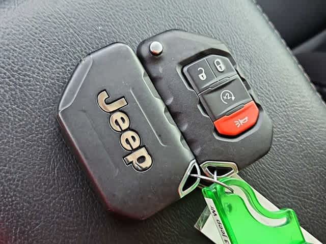 Thumbnail: 2023 Jeep Wrangler - 35