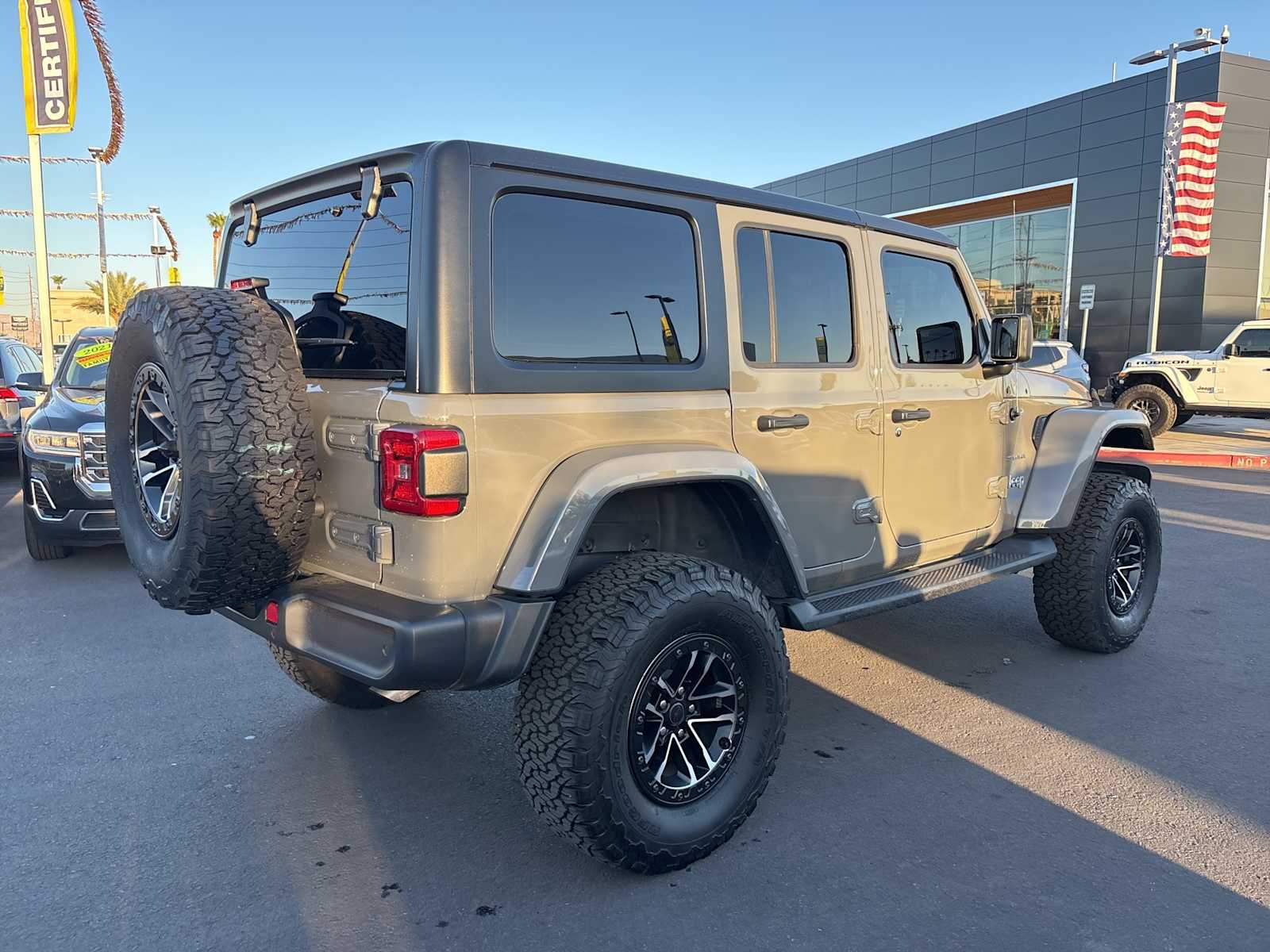 Thumbnail: 2021 Jeep Wrangler - 5