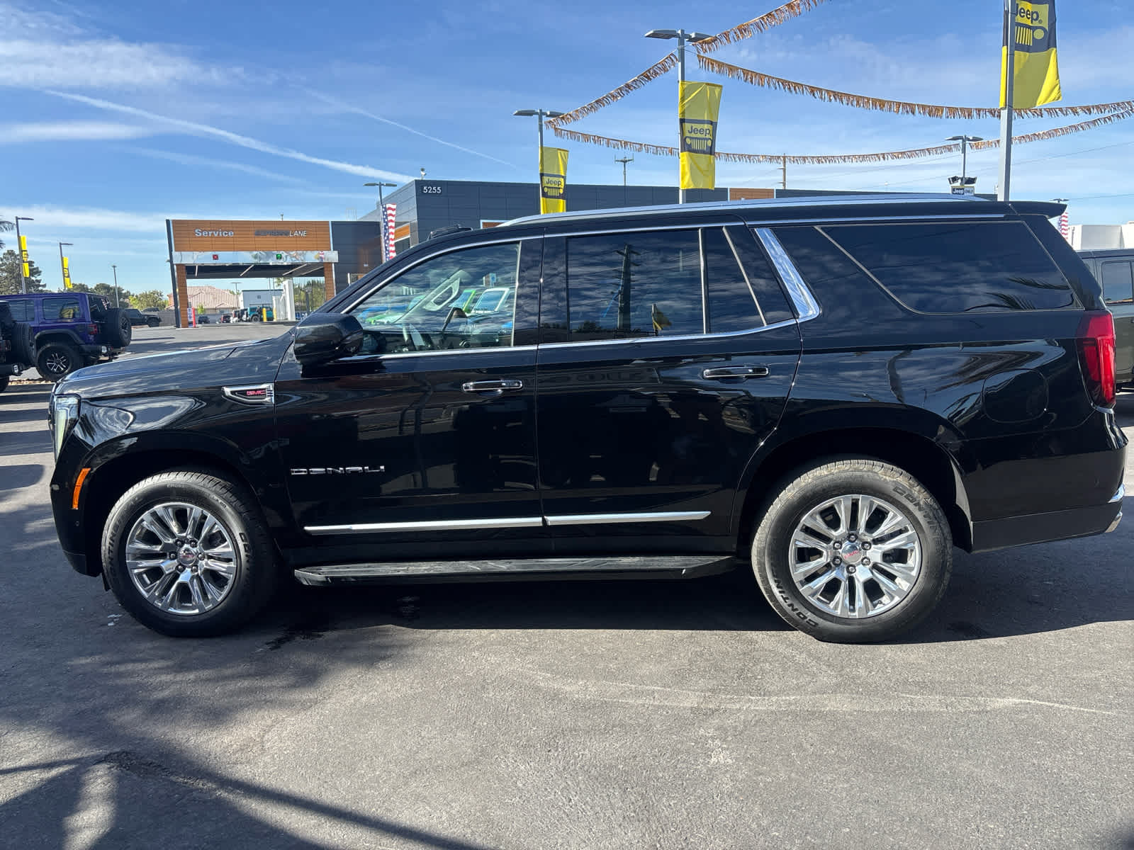 Thumbnail: 2025 GMC Yukon - 8