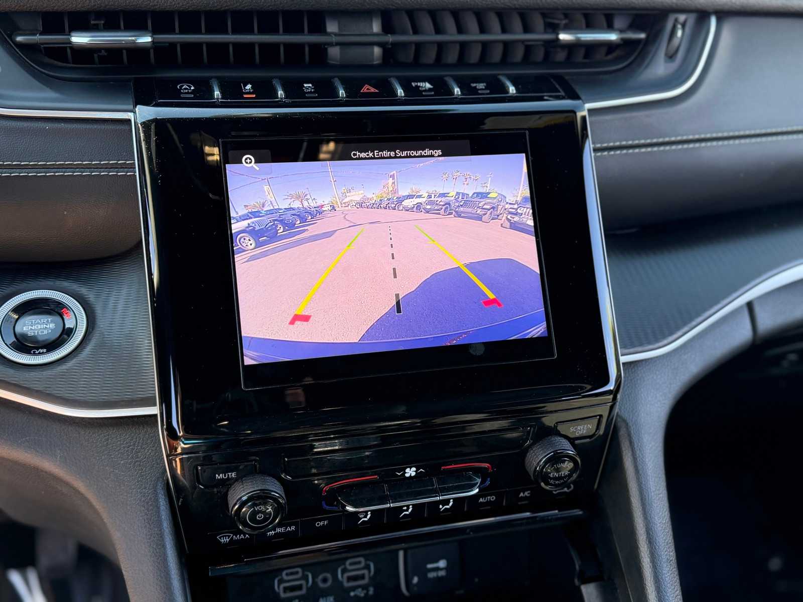 Thumbnail: 2024 Jeep Grand Cherokee - 20