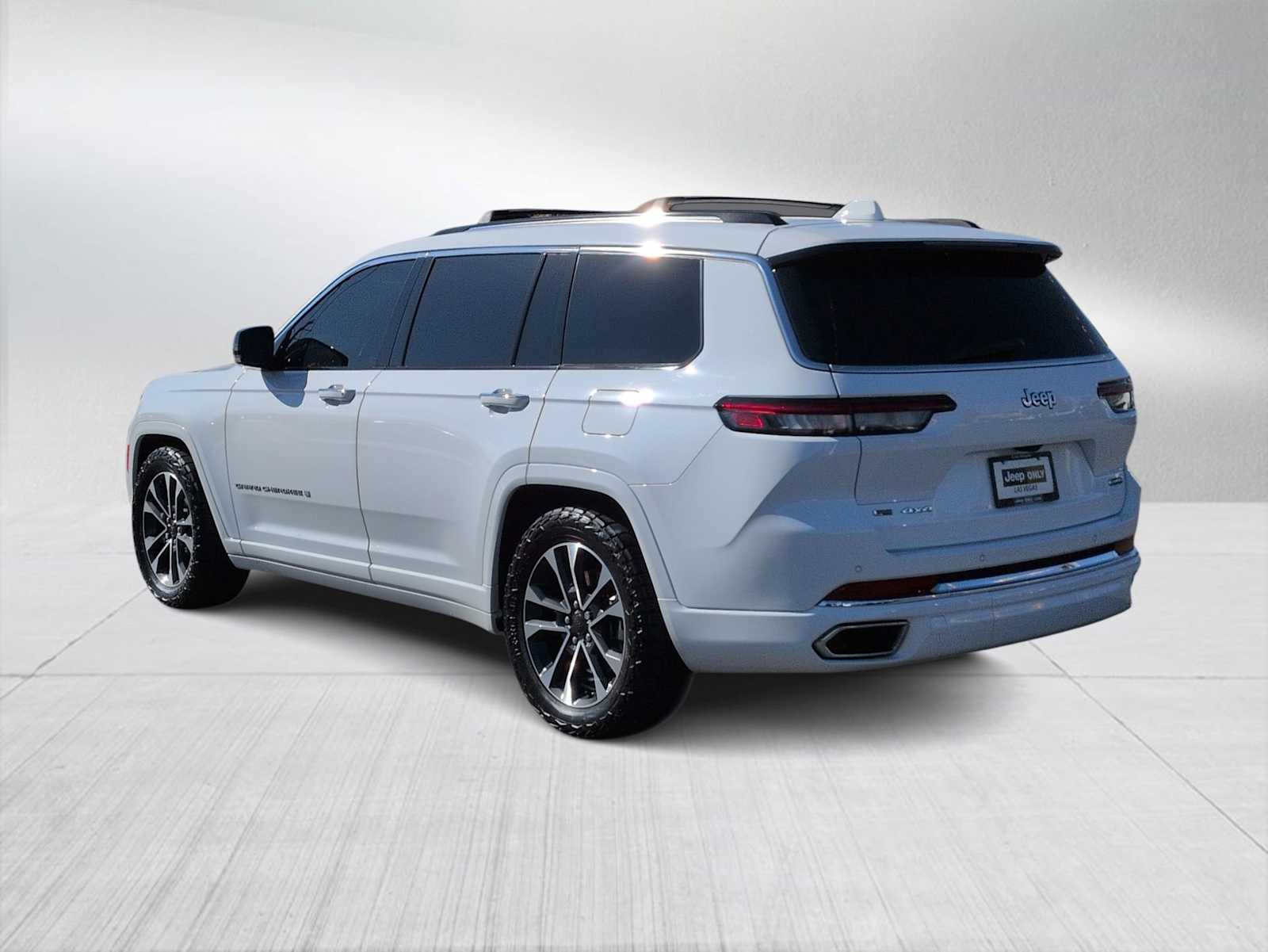 Thumbnail: 2022 Jeep Grand Cherokee L - 6