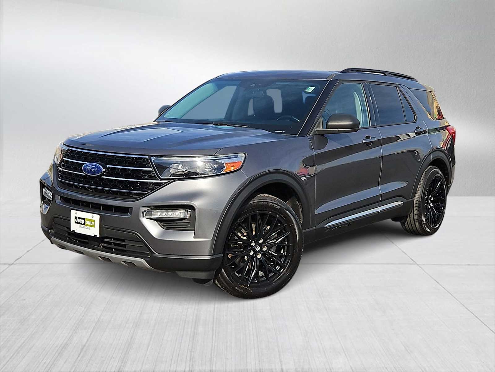Thumbnail: 2021 Ford Explorer - 1