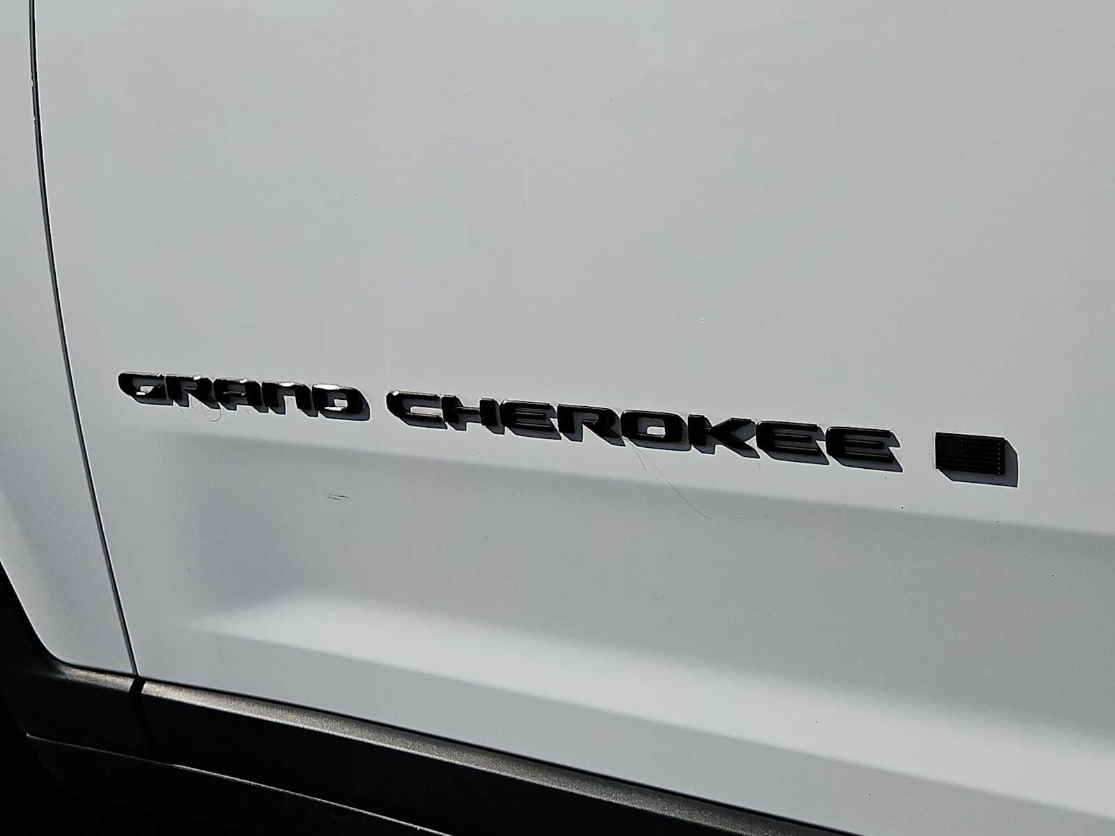 Thumbnail: 2023 Jeep Grand Cherokee - 13