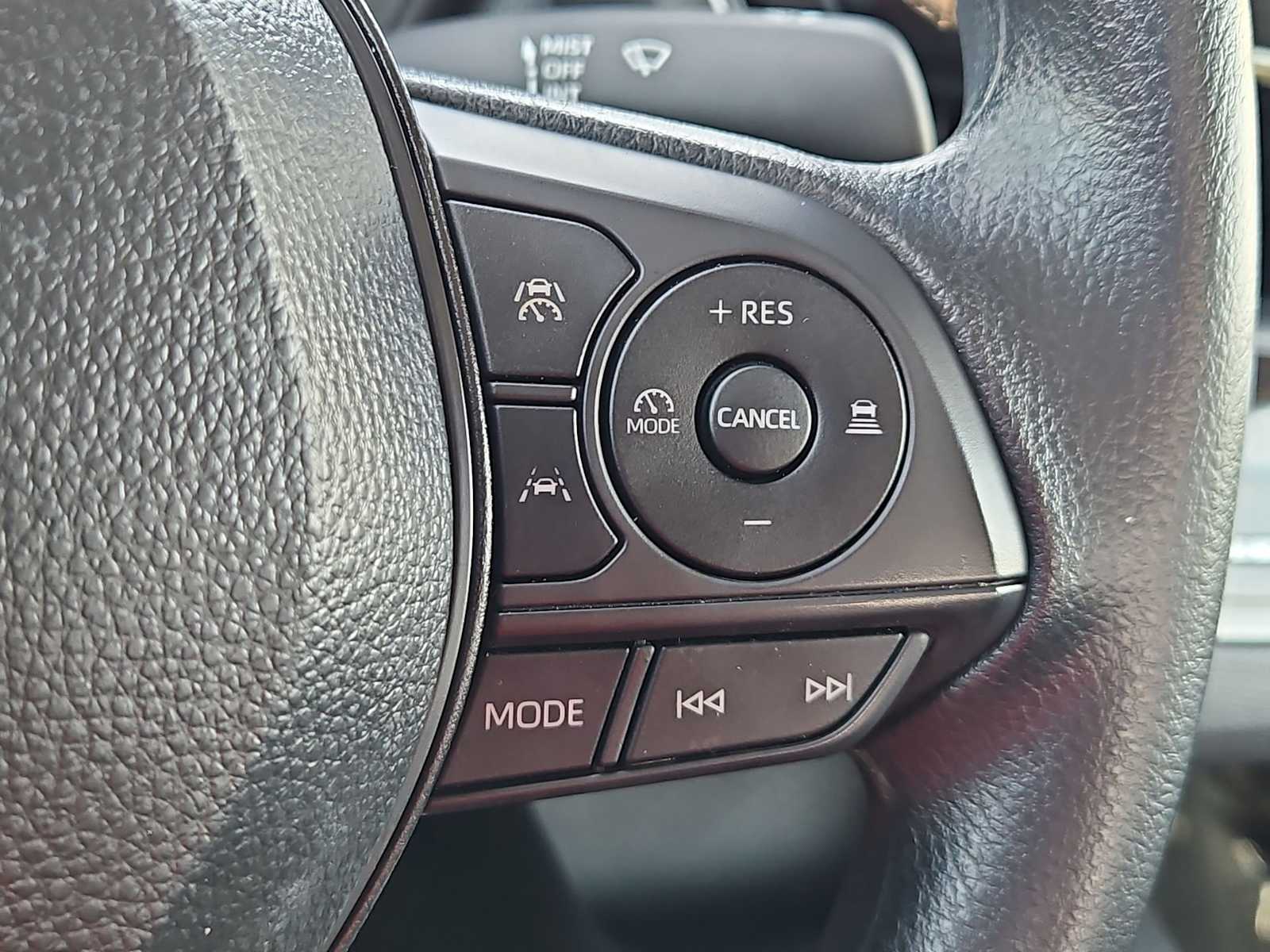 Thumbnail: 2025 Toyota Corolla - 23