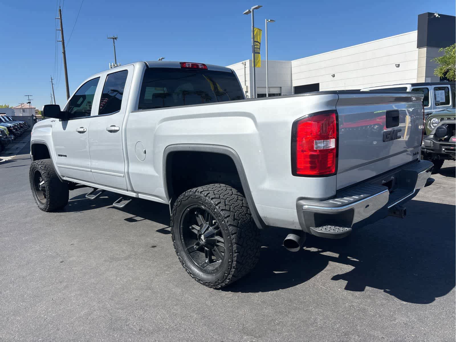 Thumbnail: 2015 GMC Sierra 1500 - 13