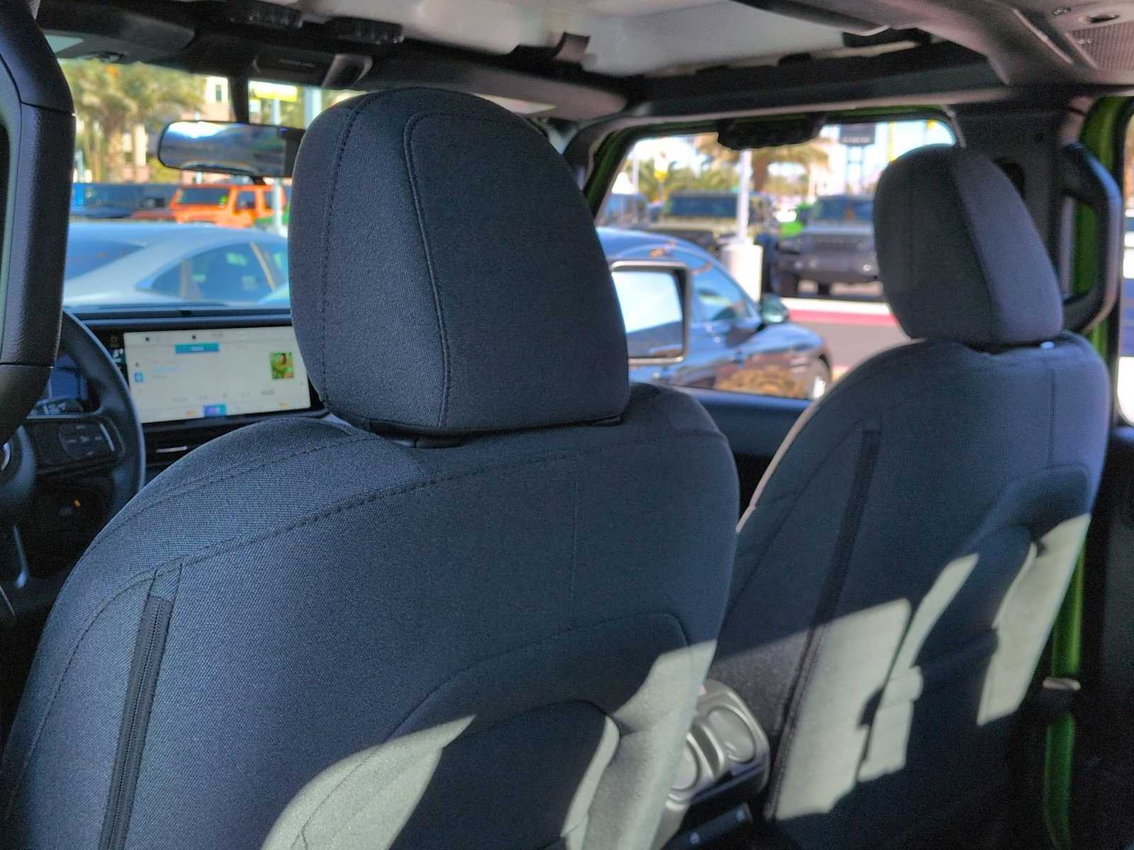 Thumbnail: 2026 Jeep Gladiator - 18