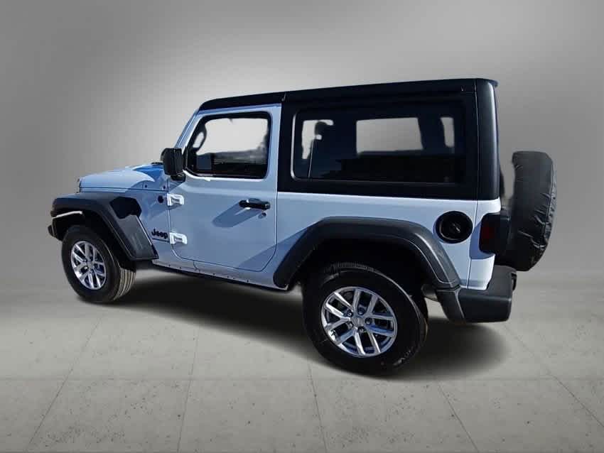 Thumbnail: 2023 Jeep Wrangler - 6