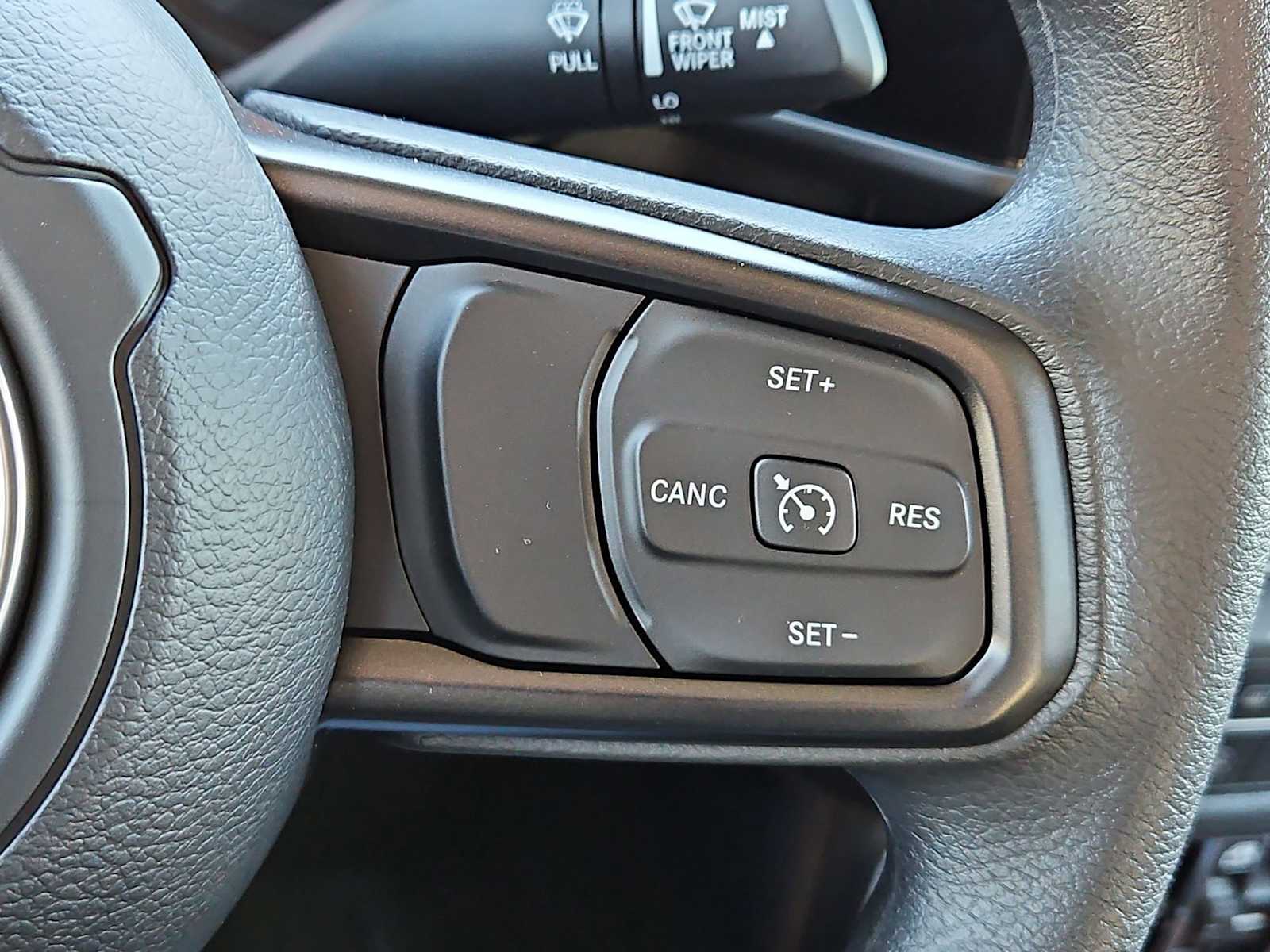 Thumbnail: 2026 Jeep Gladiator - 23