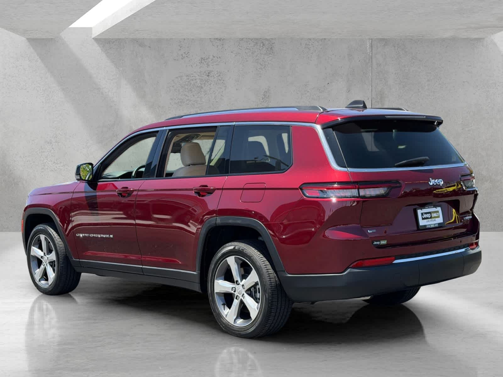 Thumbnail: 2021 Jeep Grand Cherokee L - 3
