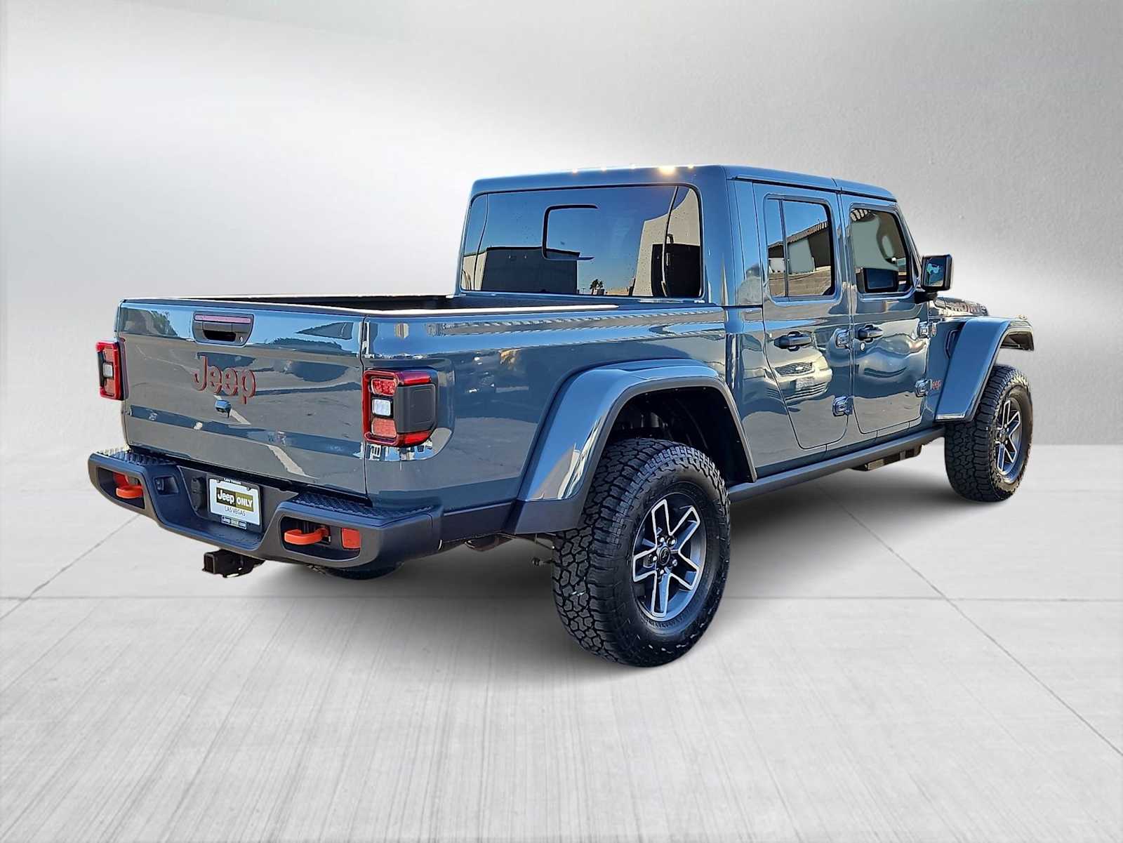 Thumbnail: 2026 Jeep Gladiator - 8