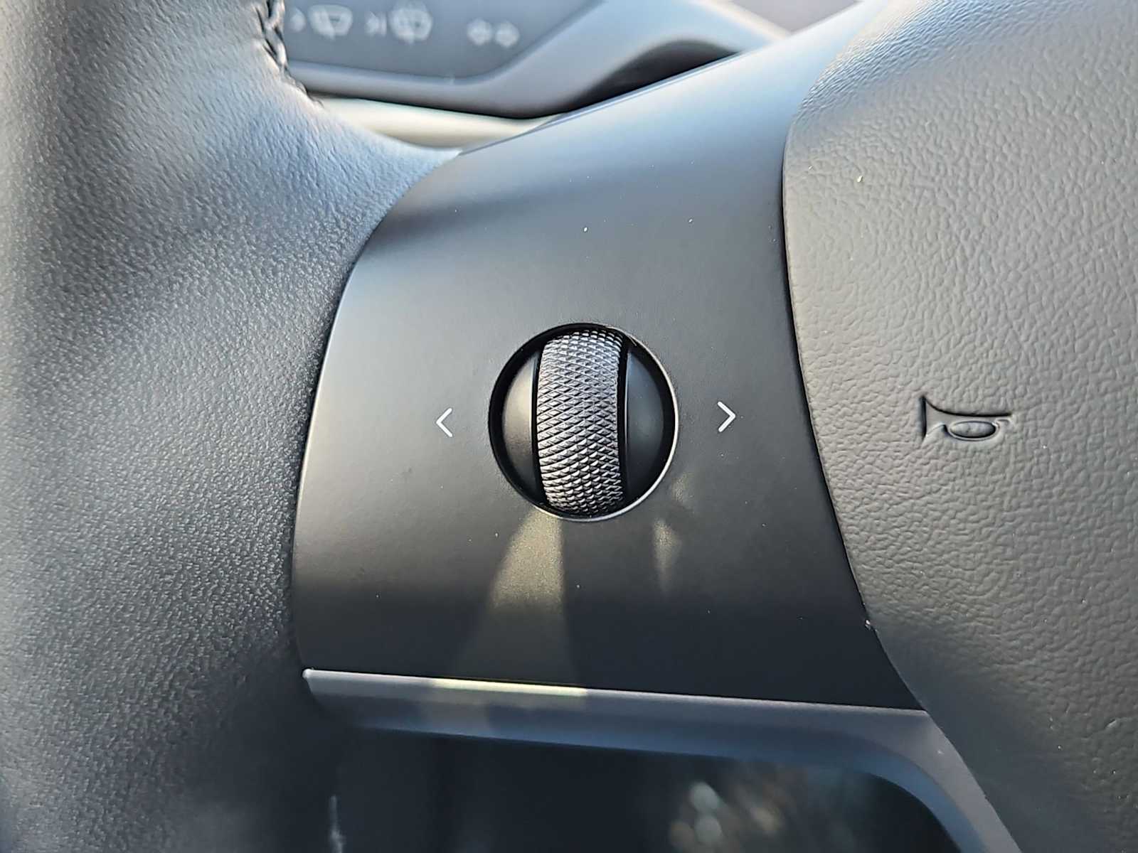 Thumbnail: 2023 Tesla Model 3 - 24