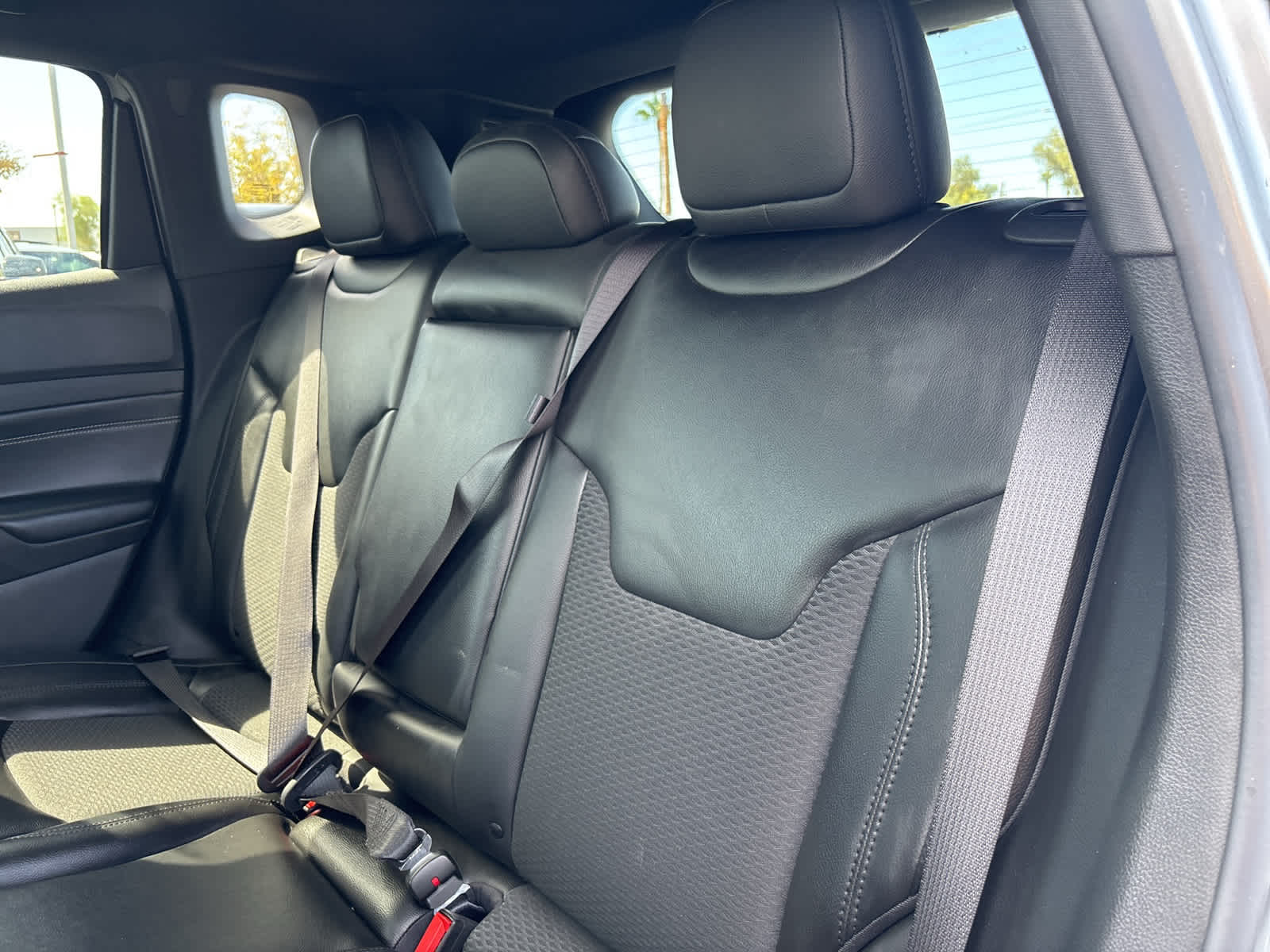 Thumbnail: 2022 Jeep Compass - 10