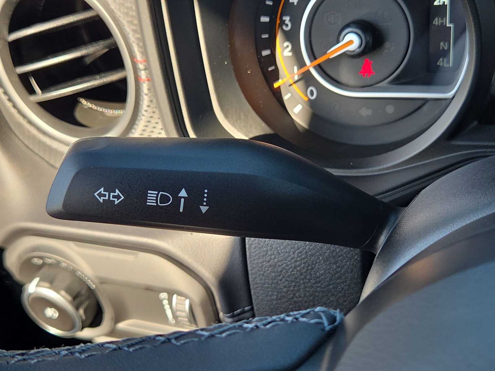 Thumbnail: 2025 Jeep Wrangler - 28