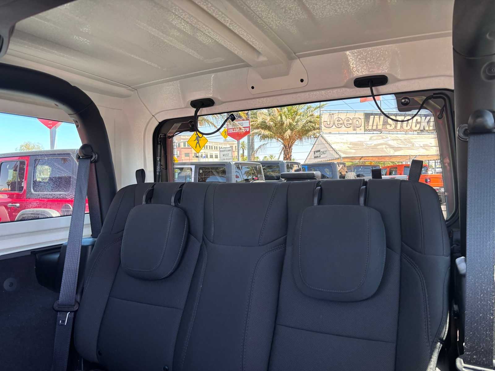 Thumbnail: 2021 Jeep Wrangler - 9