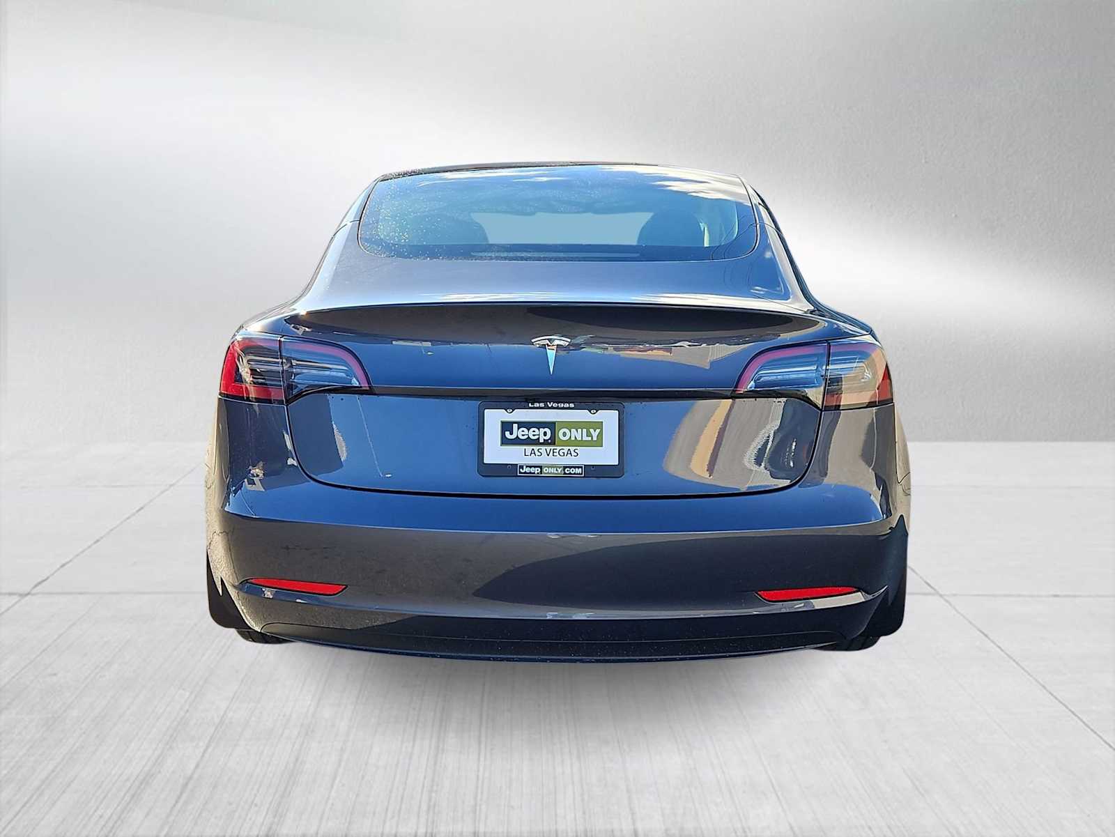 Thumbnail: 2023 Tesla Model 3 - 7