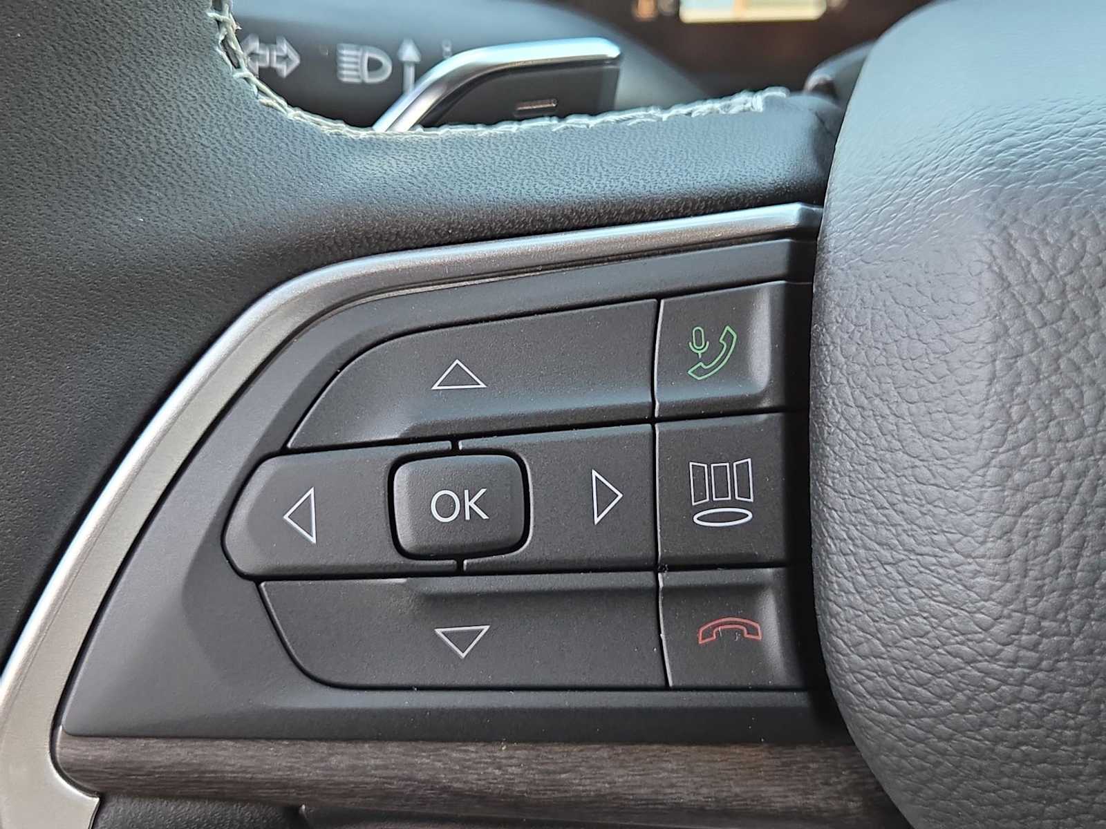 Thumbnail: 2025 Jeep Grand Cherokee - 25