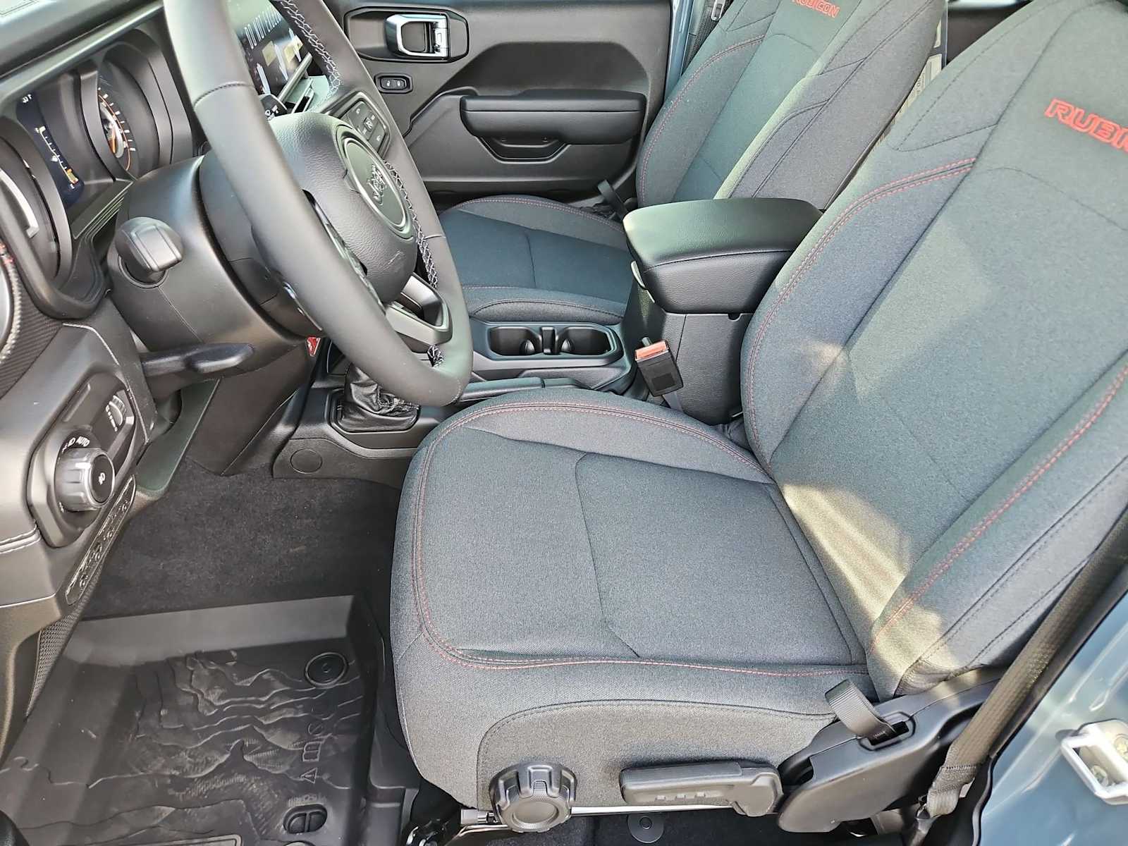 Thumbnail: 2026 Jeep Wrangler - 16