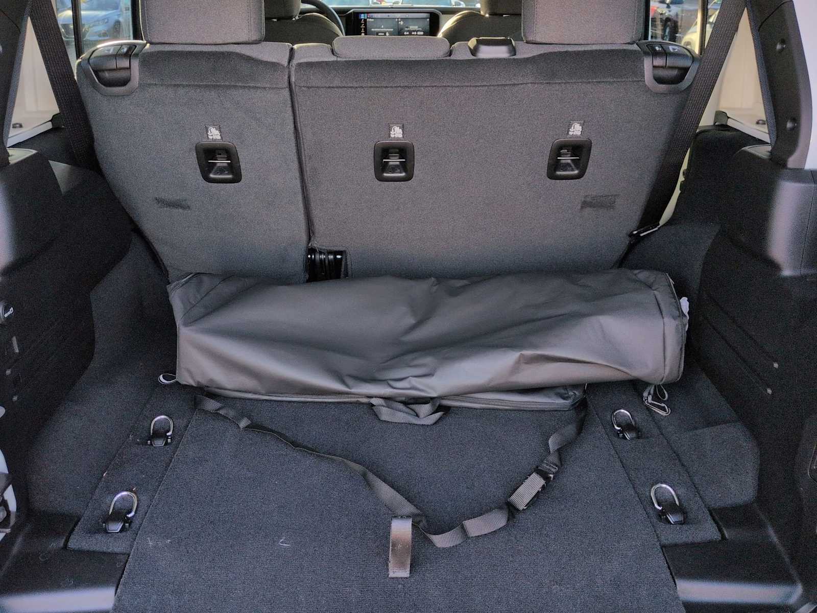 Thumbnail: 2026 Jeep Wrangler - 33