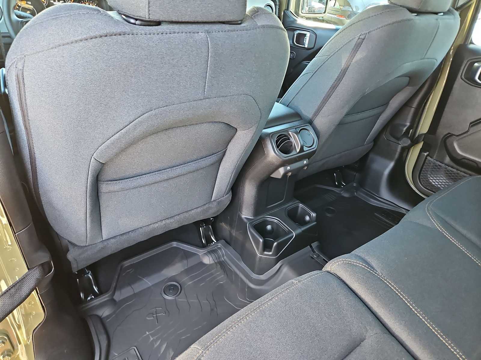 Thumbnail: 2026 Jeep Wrangler - 17