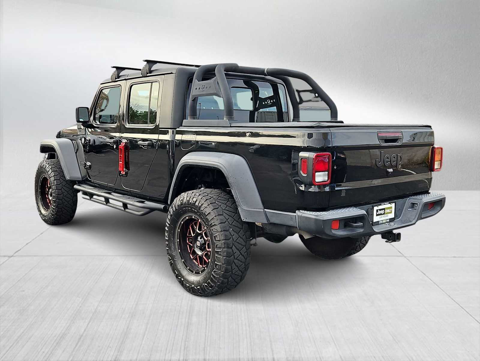 Thumbnail: 2021 Jeep Gladiator - 11