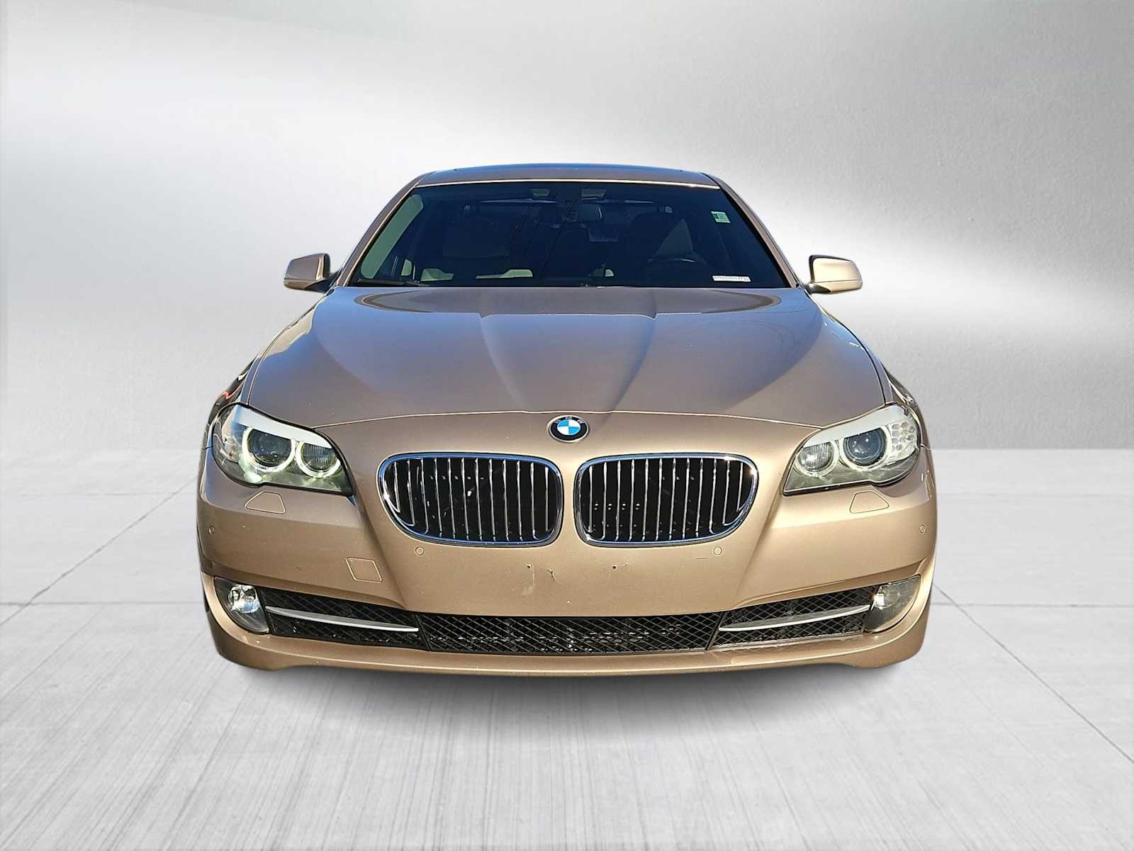Thumbnail: 2013 BMW 5 Series - 3