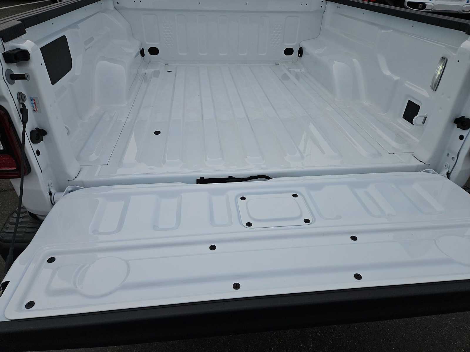 Thumbnail: 2026 Jeep Gladiator - 31